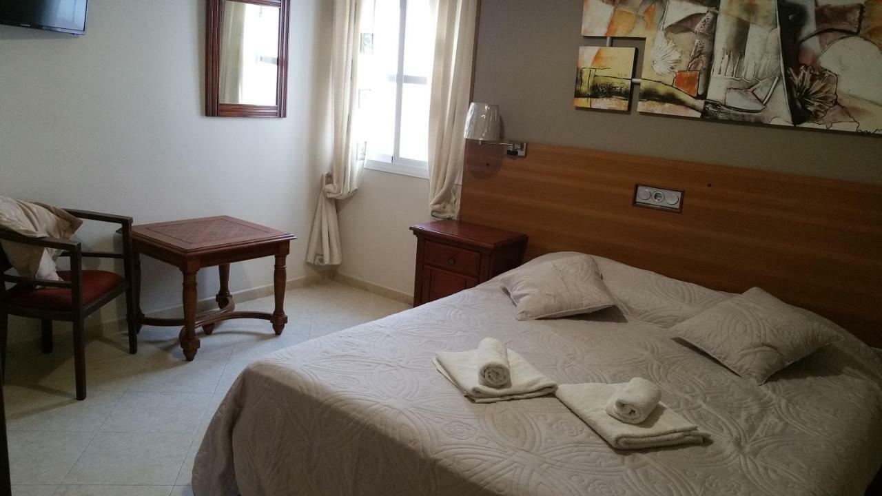 Sotel Valle Guadiaro Pueblo Nuevo de Guadiaro Zewnętrze zdjęcie
